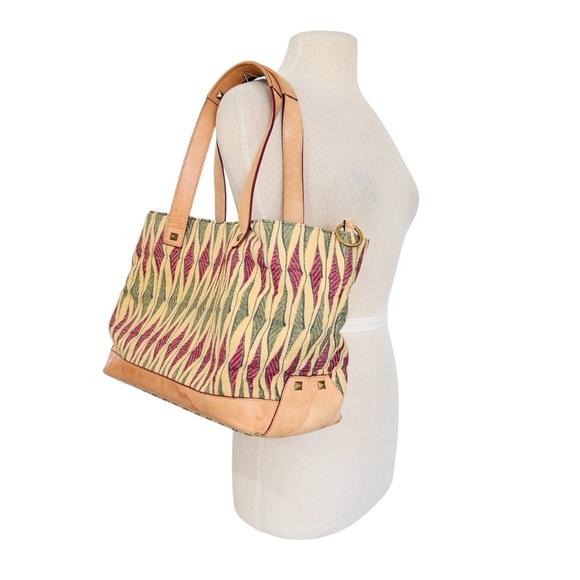 MZ Wallace super RARE vachetta leather handles and trim Tan red Patterned bag - Picture 1 of 12